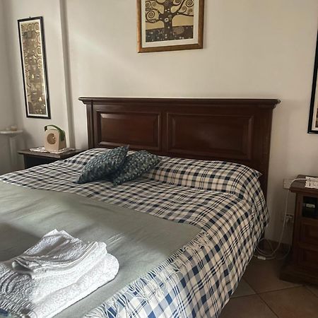 Il Giardino Di Emilia - Intero Appartamento In Villa Con Giardino Privato E Piscina Estiva Pontirolo Nuovo Exterior foto